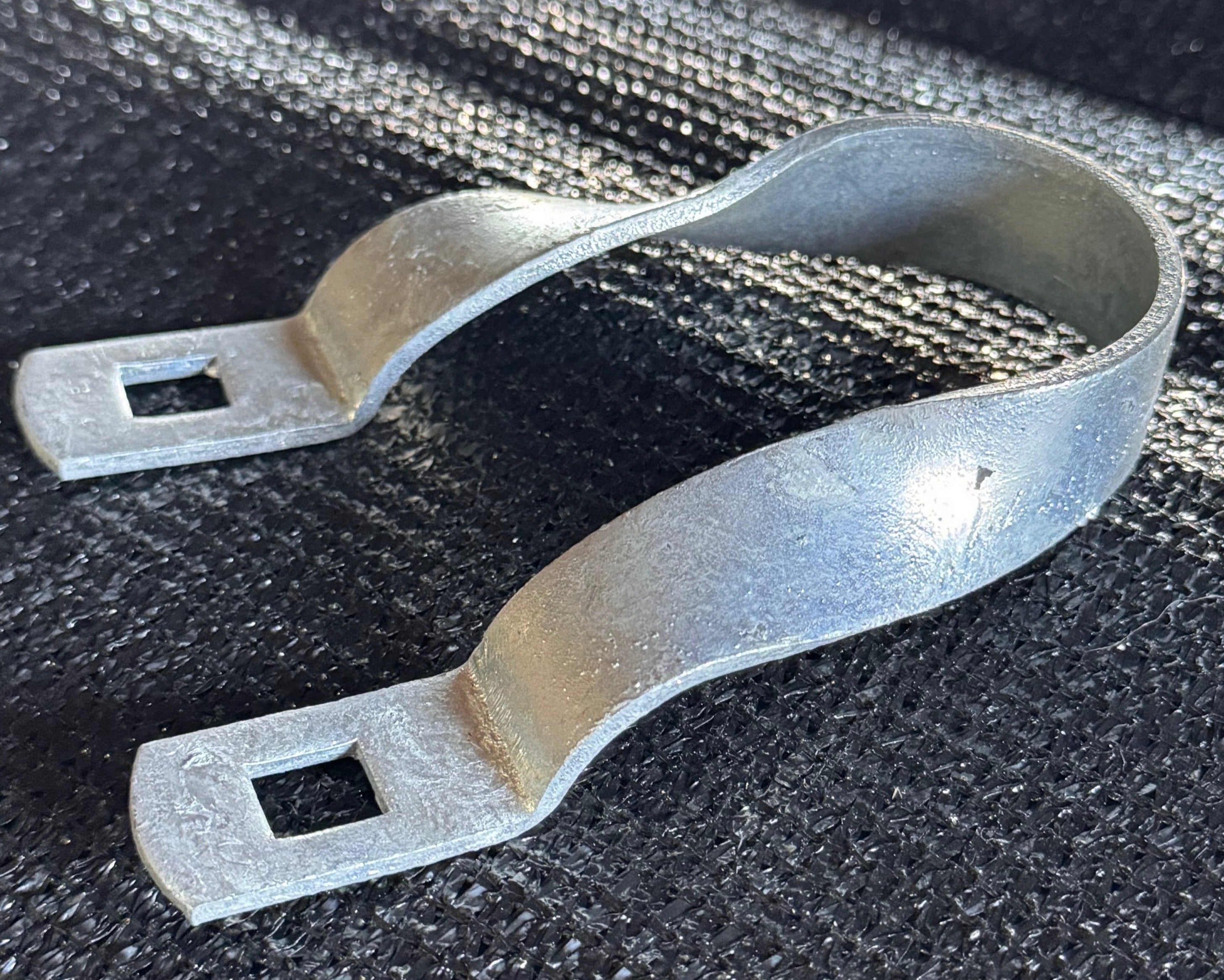 PERLIN CLAMPS (sold as a pair) [BLOWOUT PRICE] - FenceSupplyCo.com